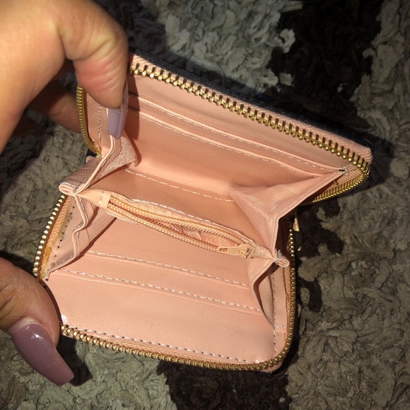 Wallet - Picture 2 of 2